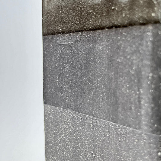 Vaas vierkant met zwarte klei