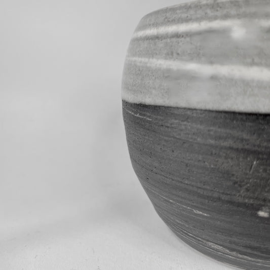 Bloempot bol, zwart/wit, Ø 12 x 10