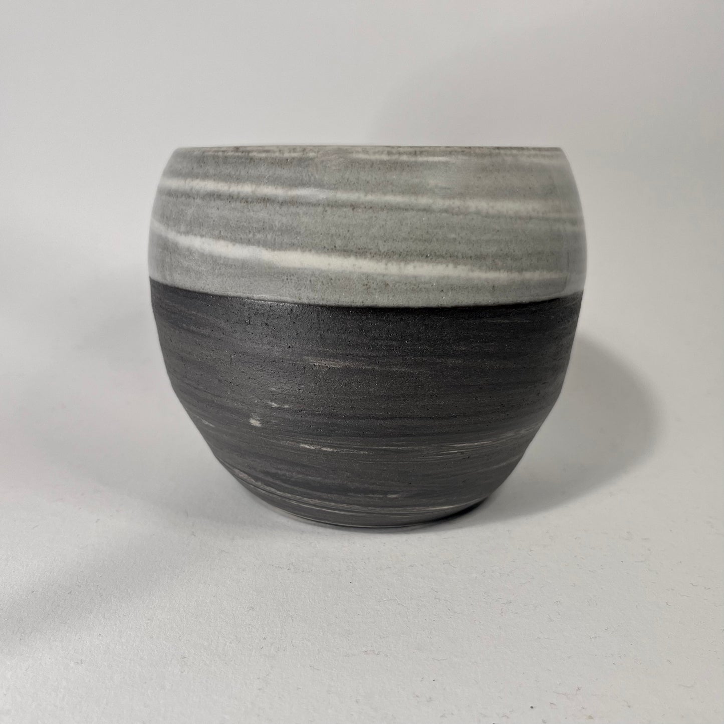 Bloempot bol, zwart/wit, Ø 12 x 10