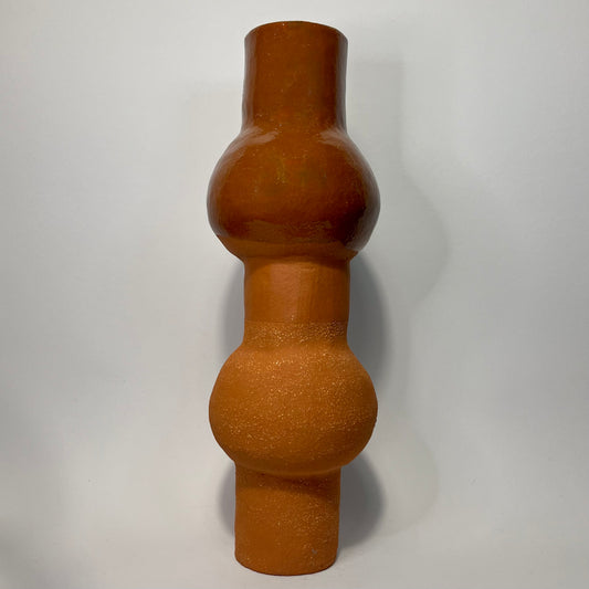 Vaas terracotta met vormen