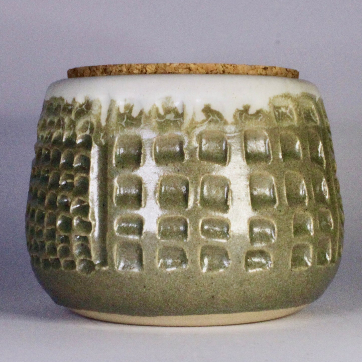 Voorraadpotje groen en wit met bondel