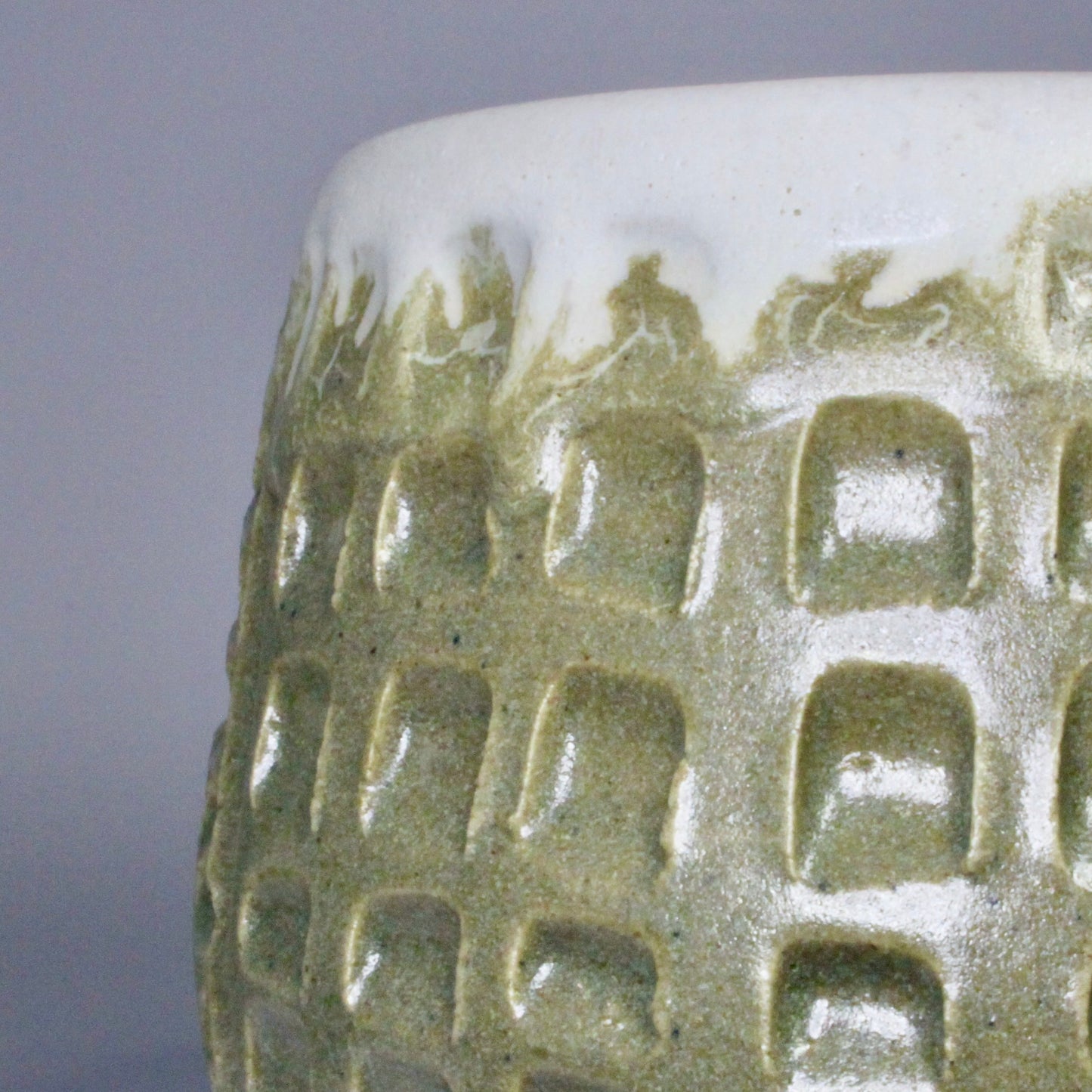 Voorraadpotje groen en wit met bondel